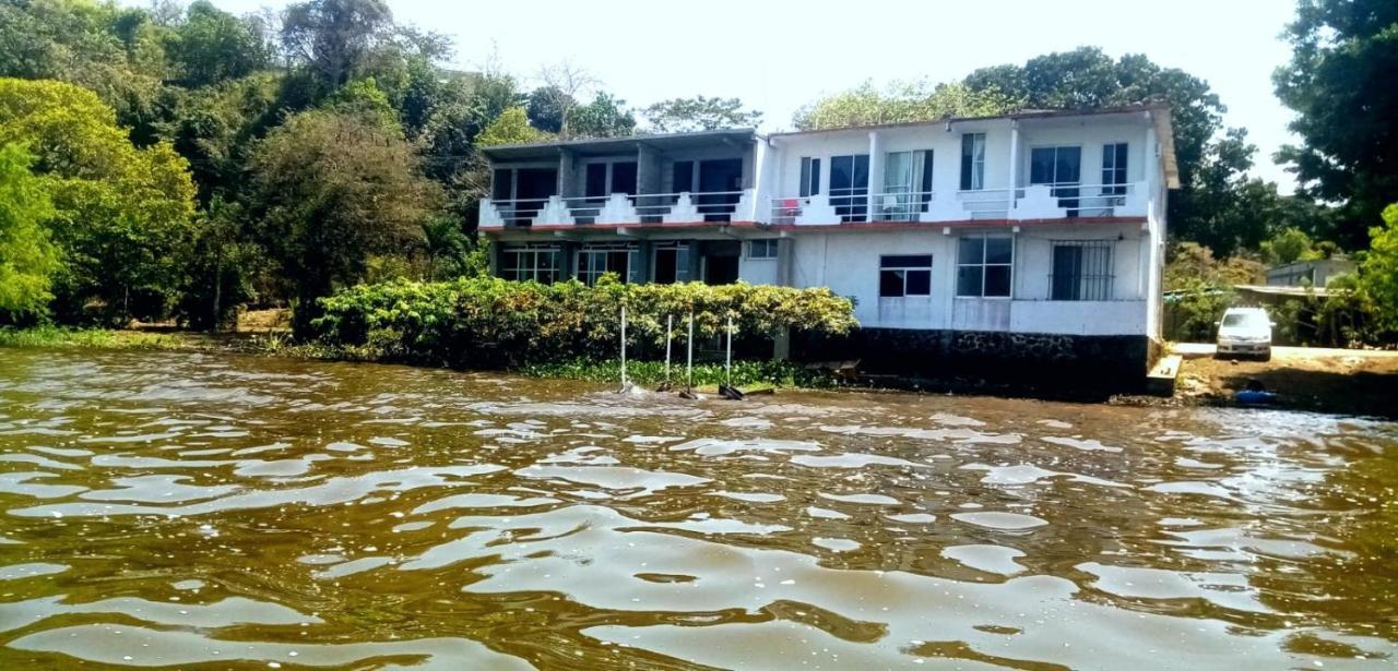 La Cabana Del Lago Hotel Catemaco Exterior photo